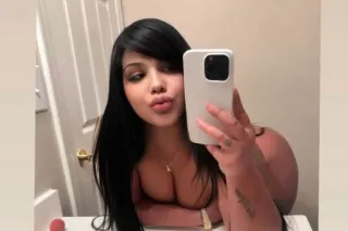 Cute Sexy Mamasita - 24 - Image 1