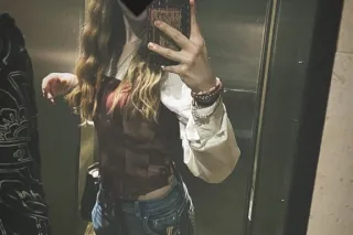 Cum play in the Snow daddy🐰❄ A... - Image 1