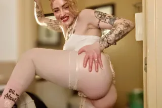 genuine classy affectionate fun daring spontaneous outgoing but very private dominant and love to have a good time.Outs calls perfered to private owned locations!😘💦😺💁 - Image 2