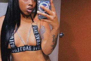 ❣Available NOW❣🥰😘✨ıяяєṡıṡṭıɞʟє... - Image 4