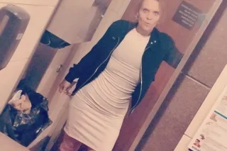 flowers, oh yes! ALL the flowe... - Image 3