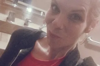 flowers, oh yes! ALL the flowe... - Image 4