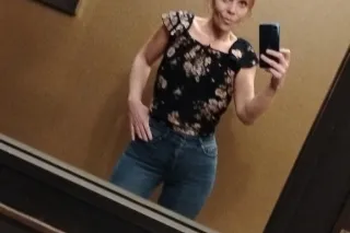 flowers, oh yes! ALL the flowe... - Image 1