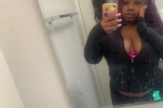 your biggest fantasy ready for fun 💕😩 - Image 12