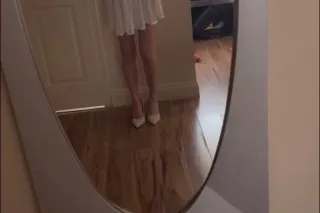 Getting GILF y with it. Dixon ... - Image 1