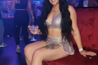 hot latina in town - 23 - Image 1