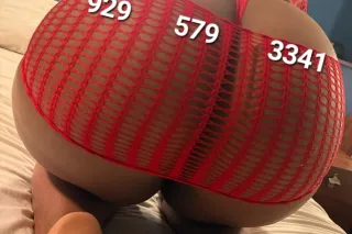 sexy black latina with big boo... - Image 1