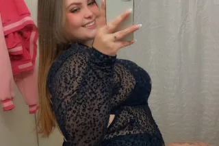 Your Fantasy Crush 💕💦 - 24 - Image 1