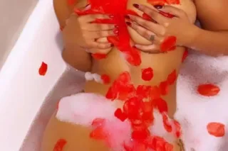 New Latina in the city availab... - Image 1