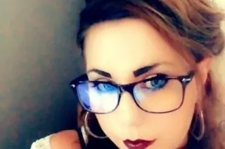 Ms Britt Bratt - 32 - Image 4