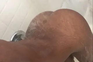 Wednsday ! OUT CALL ONLY - Image 1