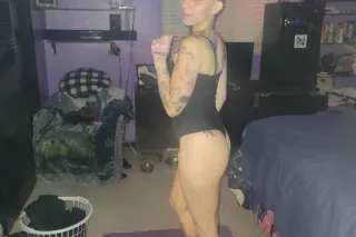 ***EX STRIPPER SEEKS MORE*** - Image 4