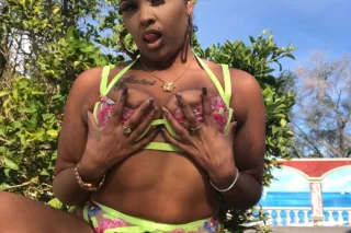 Your Virtual Babe 💕 Naughty FaceTime + Private Videos - Image 6