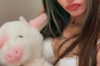 💕Long Hair • Hazel Eyes • Thick Thighs • Brat💕 - Image 9