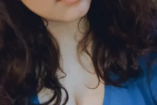 20 yr old latina selling pics and vids - Image 6