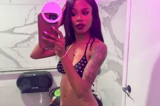 🌹PETITE CHOCOLATE PLAYMATE CLA... - Image 1