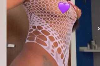 LETS FUCK AVALIABLE AT 2 pm - Image 9