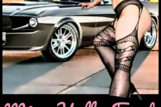 Freaky Fun Holly Frost Hosting bigbooty white girl - Image 8