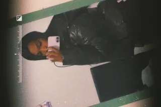 🍑🍑ITS LADYBUG HERE TO SATISY Y... - Image 2