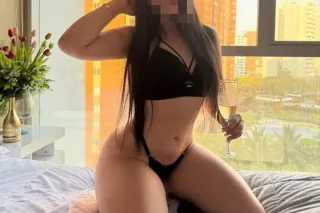 sexy latina muy hermosa solo p... - Image 3