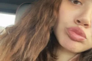 get ahold of me 👀😘 - 24 - Image 2