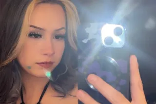 Snowbunny Ready To Play ❄🐰 Out... - Image 4