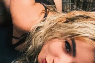 hola chica sexy latina - 32 - Image 2