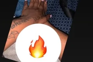 incalls only 2 girls come have... - Image 1