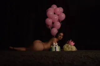 facetime special tonight only ... - Image 1