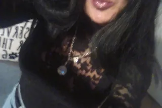 Looking for a place to rent and A Meet Up ✌💋👍💓😘 - Image 8