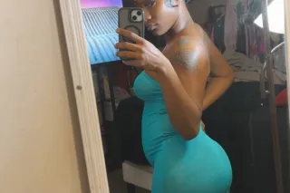 Chocolate & Vanilla - 30 - Image 3