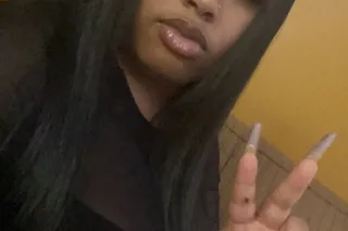 Big Booty Juicy Red 😝 Slippery... - Image 3