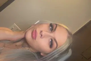 BEAUTIFUL BLONDE👸🏼 BOMBSHELL L... - Image 3