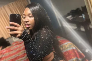 100% real ✅😻 two girls special... - Image 2