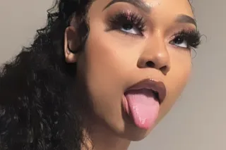 Sexy Thick Lightskin Perky Boo... - Image 4