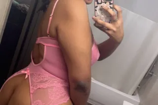 INCALL/OUTCALL READY 🦉6FT TALL... - Image 3