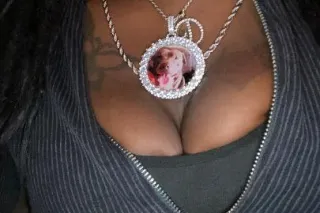 IM EXTREMELY WET.. I NEED TO F... - Image 1