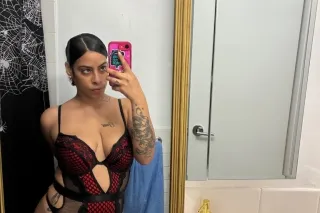 i sell content Dominican & Venezuelan mami 🥴💘🪩 - Image 3