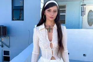 Curvy Exotic Brunette #1 Girl - Image 9