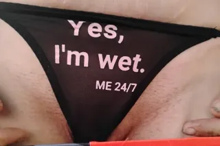 Thick thighs with Pretty eyes ... - Image 1