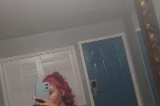 your FAVORITE DICKDRAINERR 👅💦 ... - Image 4