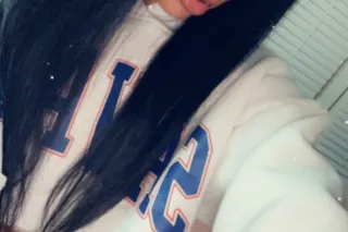 Sexy Italian Mistress .. - Image 10