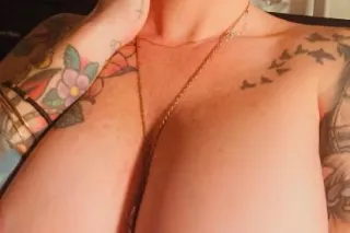 hLate Nite HAPPY HOUR ♥ TATTOO... - Image 1