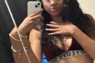 AVAILABLE NOW 💦🌼 Sweet sexy Av... - Image 2