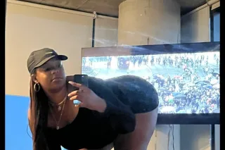 Tall & nunthin small.... PEGGING aint BEGGING🍆 - Image 7