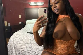 Petite thick slut 😘 Oxon Hill Incalls and Outs 📲💦 - Image 12