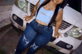 IM ALL YOURS PAPI - Image 5