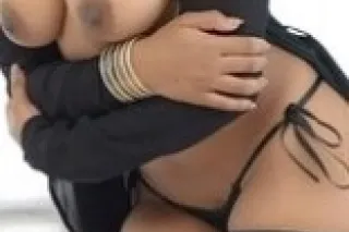 sexy nice girl - 30 - Image 1