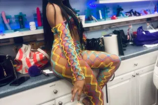 🐝Hot ♥Sexy 🍯Slim Available now... - Image 4