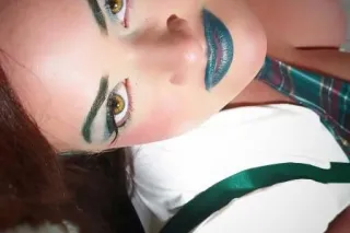 Hot and Horny Milf Kiki Falls ... - Image 1